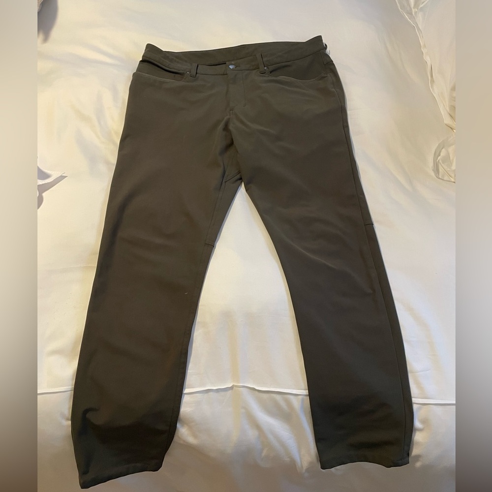 Lululemon ABC slim fit pant